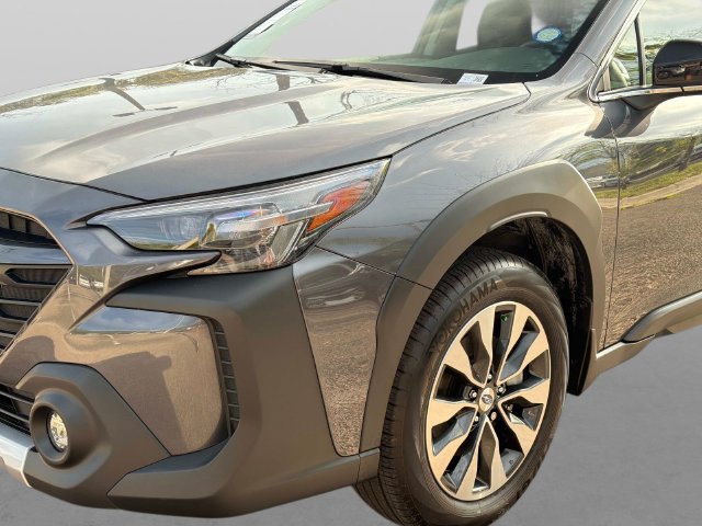 Used 2025 Subaru Outback Limited w/ Popular Package #2 AWD/4WD image 10