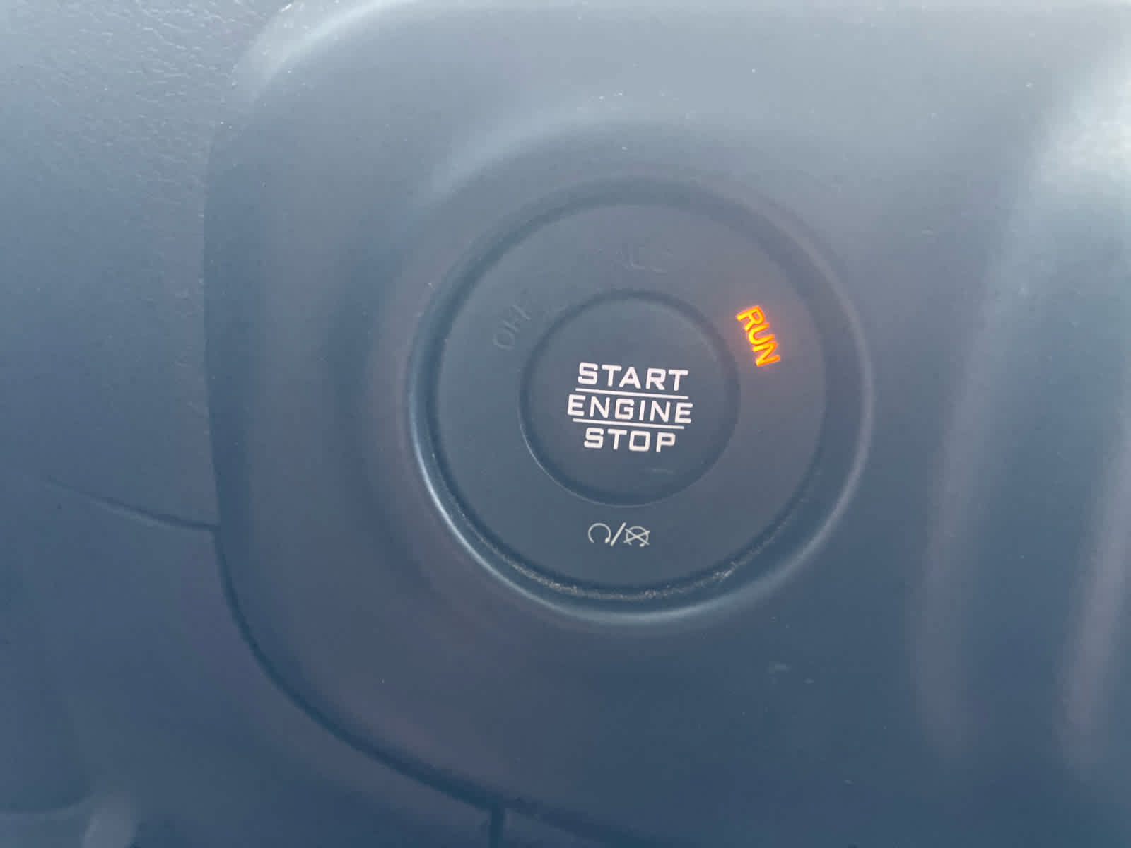Used 2020 Jeep Wrangler Unlimited Sahara AWD/4WD image 25