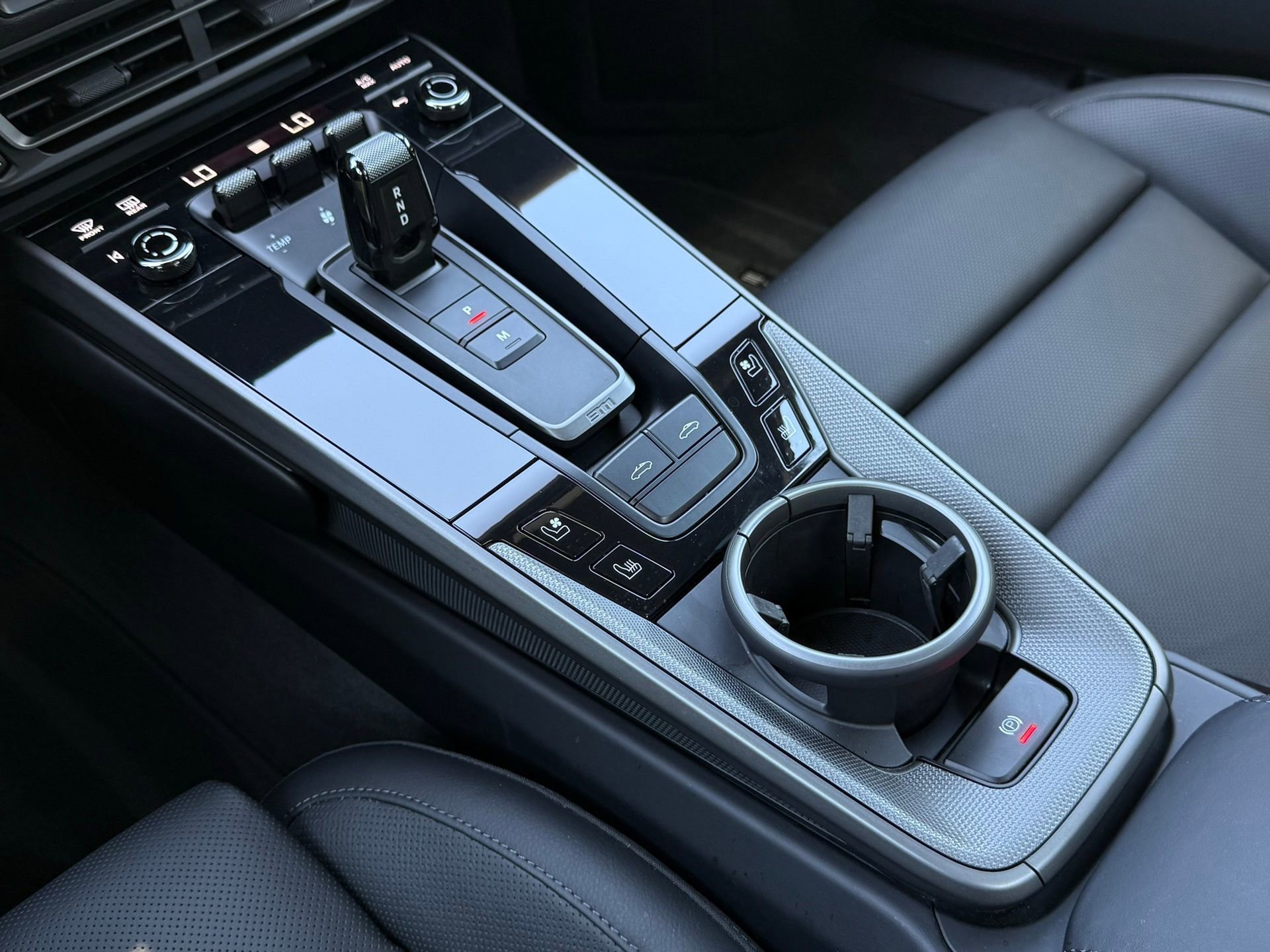 Certified 2024 Porsche 911 Targa 4 AWD/4WD image 23