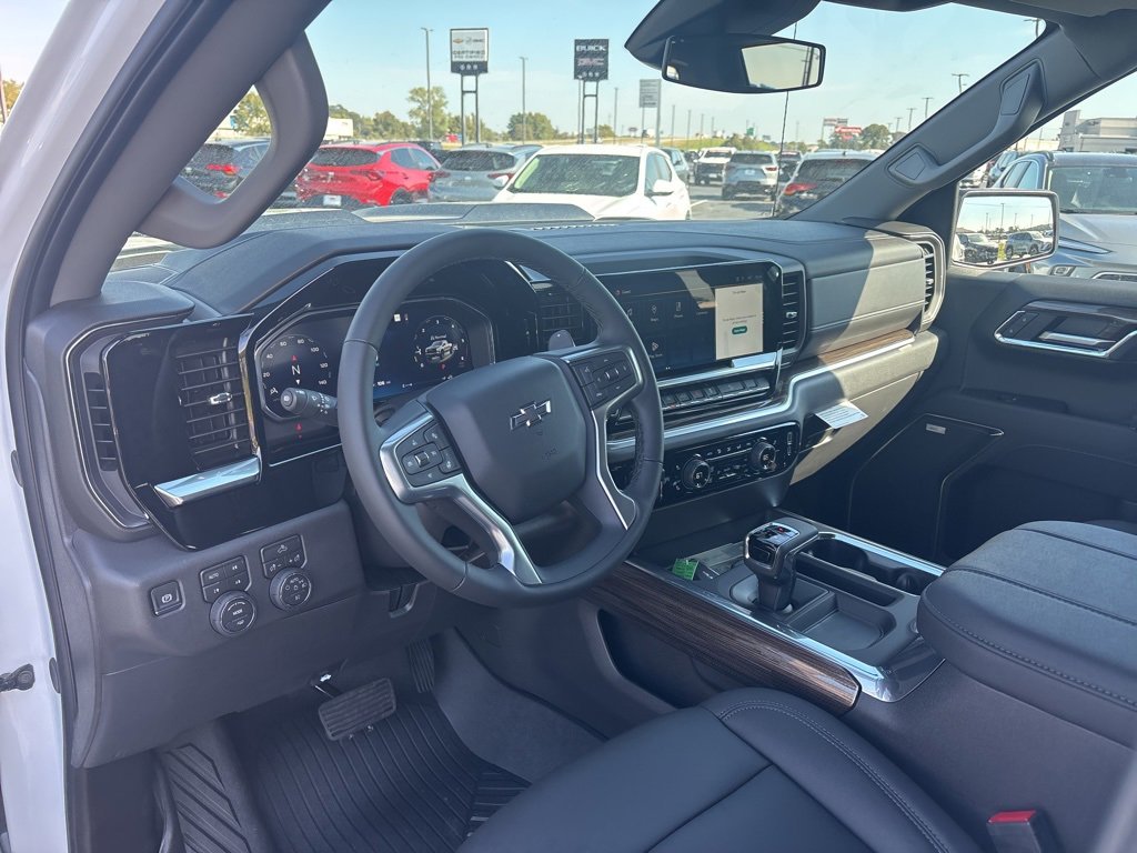 New 2026 Chevrolet Silverado 1500 LT Trail Boss w/ Convenience Package II image 9