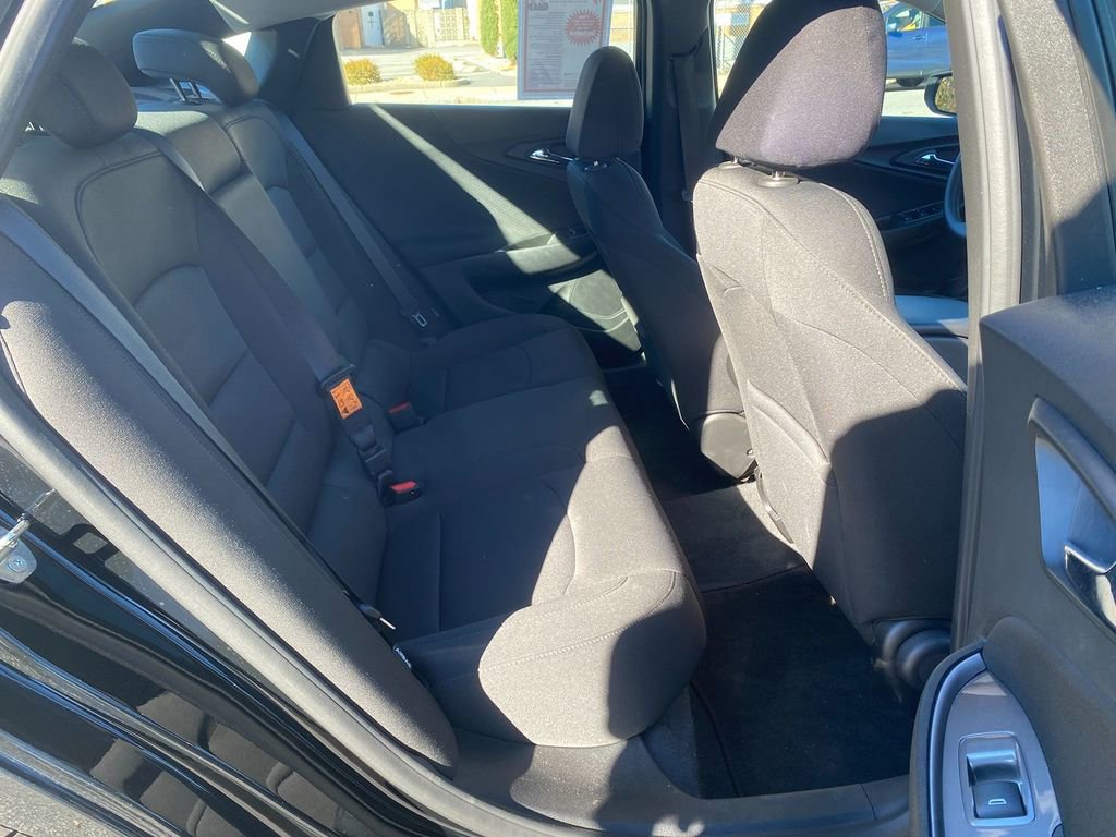 Used 2018 Chevrolet Malibu LS image 26