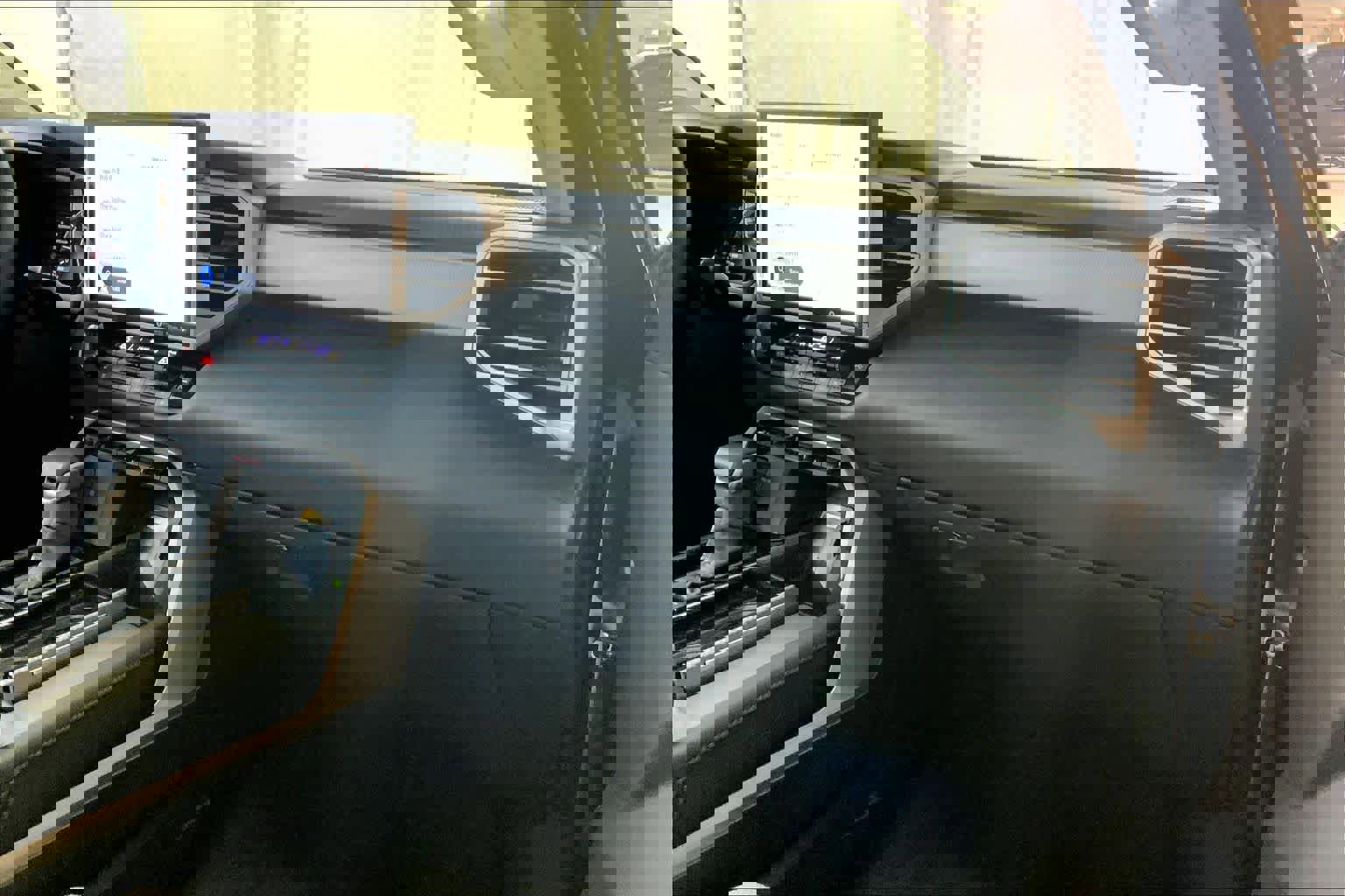 Used 2024 Toyota Sequoia Limited image 18