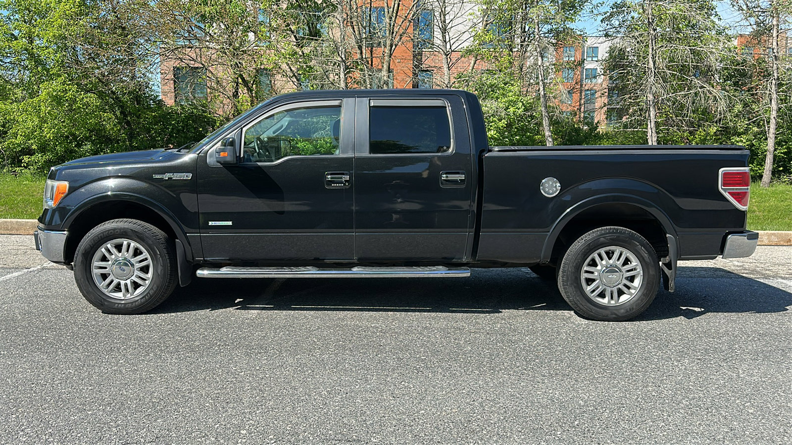 Used 2013 Ford F150 Lariat w/ Mid Equipment Group AWD/4WD image 29