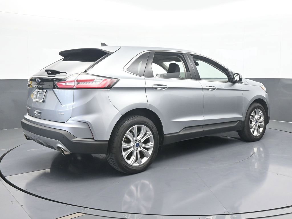 Used 2022 Ford Edge Titanium w/ Equipment Group 301A image 6
