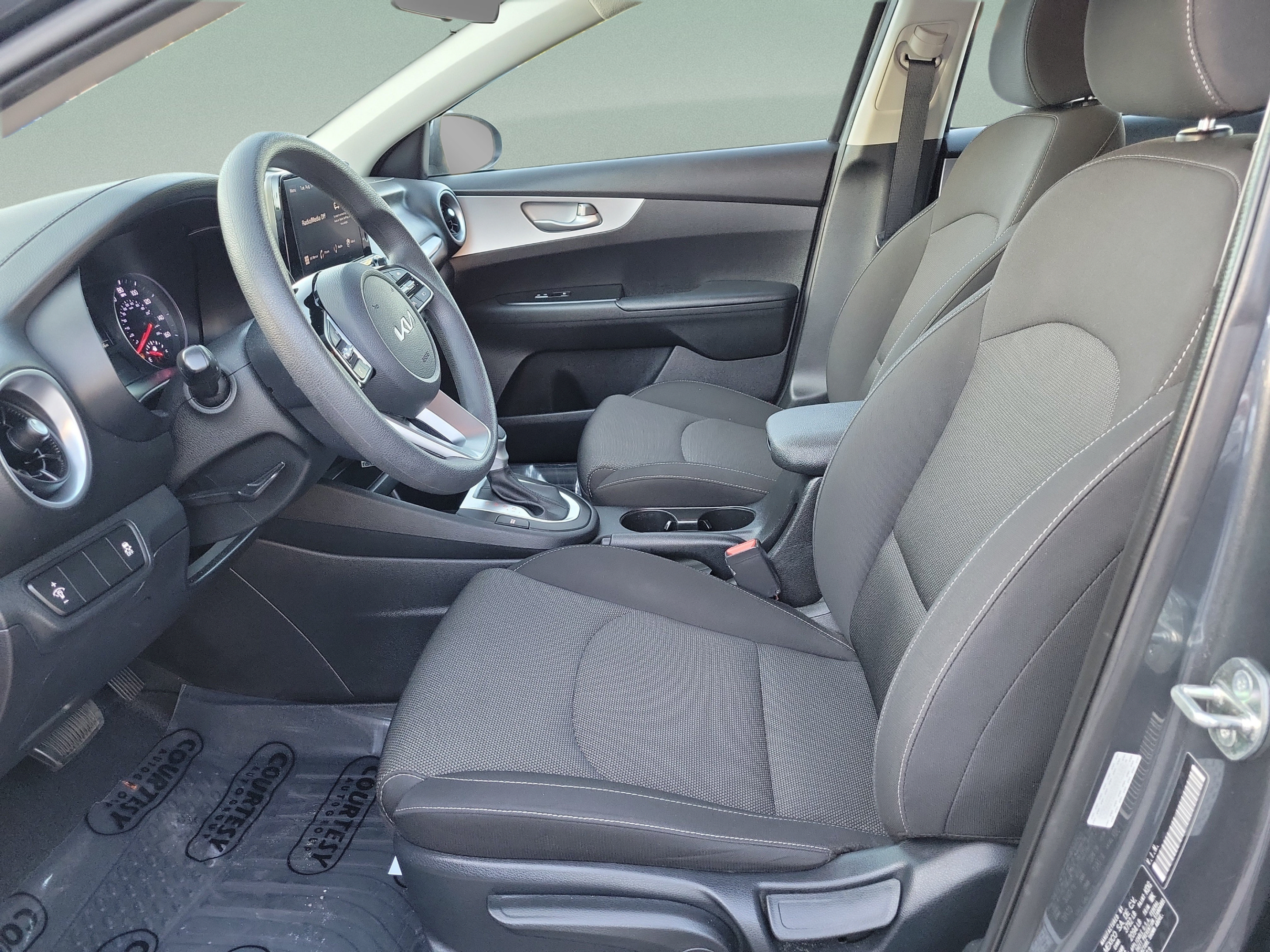 Certified 2024 Kia Forte LXS FWD image 15