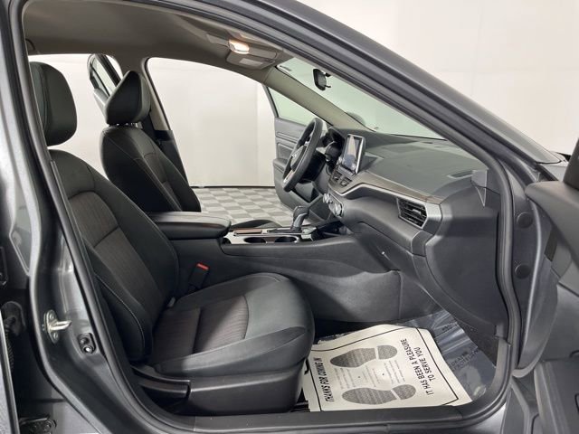 Used 2024 Nissan Altima 2.5 SV image 39