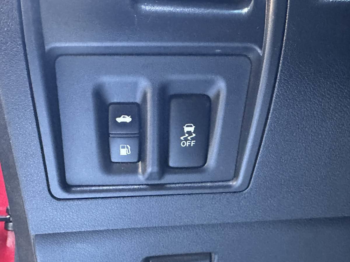 Used 2012 Lexus IS 250C image 34