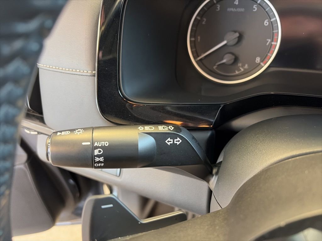 Used 2023 Nissan Pathfinder SV w/ Cargo Package image 49