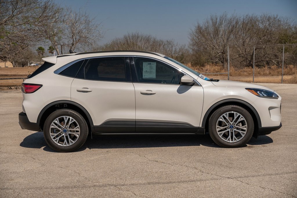 Used 2022 Ford Escape SEL image 8