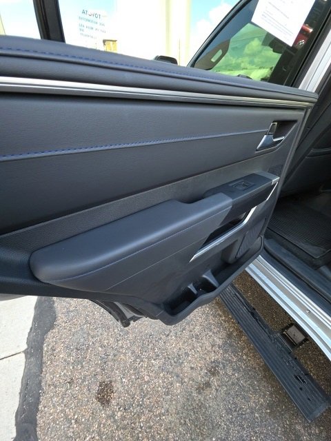 Used 2025 Toyota Sequoia Platinum image 17