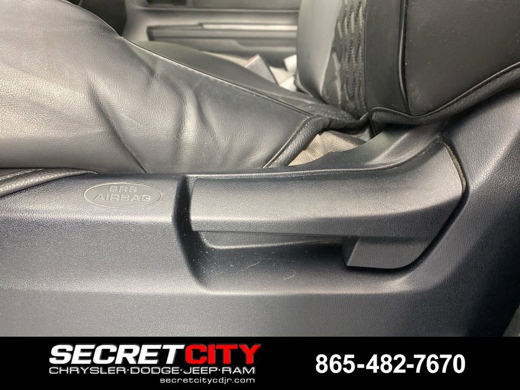 Used 2018 Toyota Tundra SR image 13