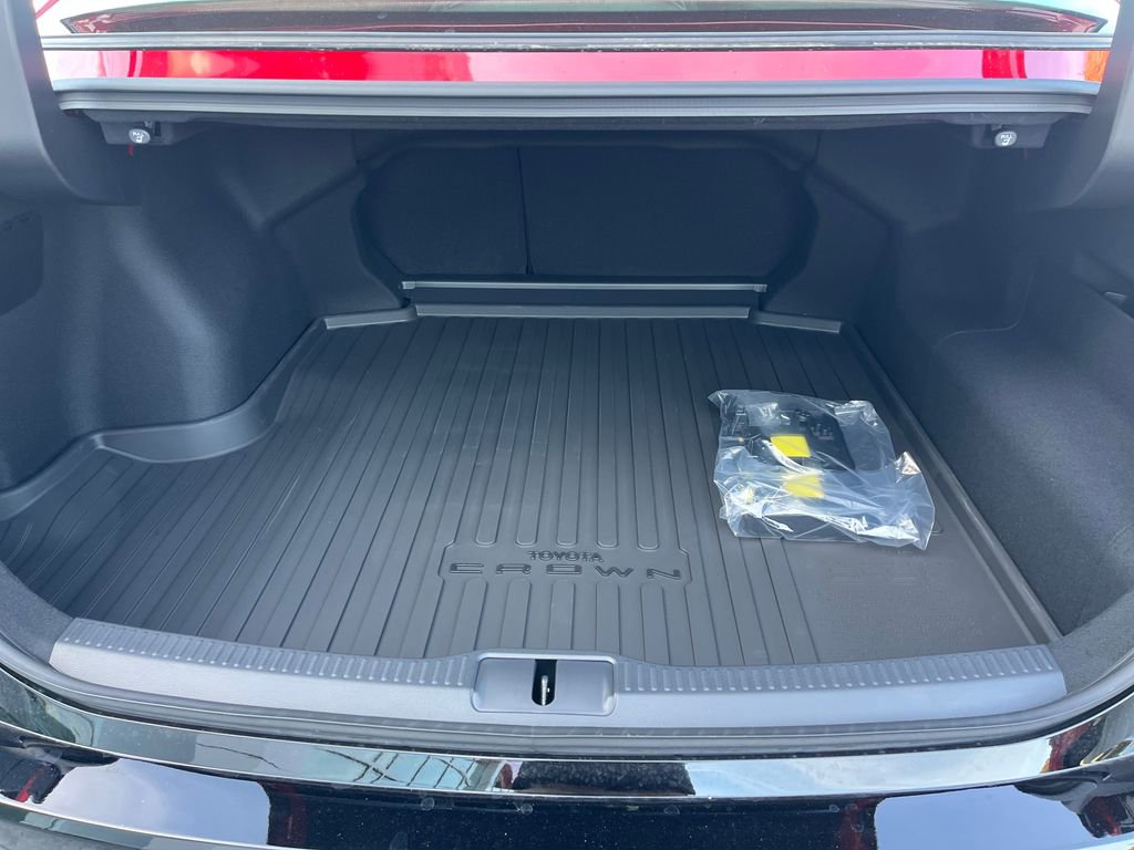 New 2026 Toyota Crown Platinum image 23