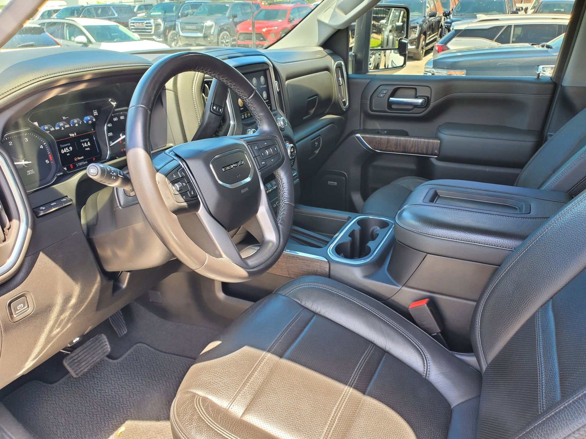 Used 2022 GMC Sierra 3500 Denali w/ Denali Ultimate Package image 19