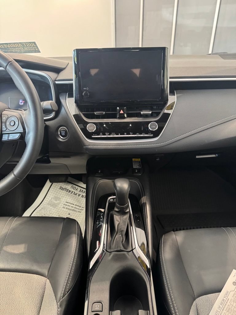 Used 2023 Toyota Corolla XSE FWD image 7