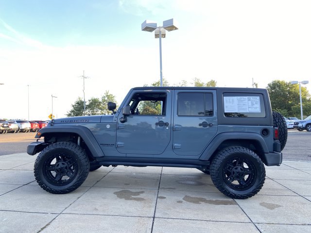 Used 2014 Jeep Wrangler Unlimited Rubicon w/ Connectivity Group AWD/4WD image 8