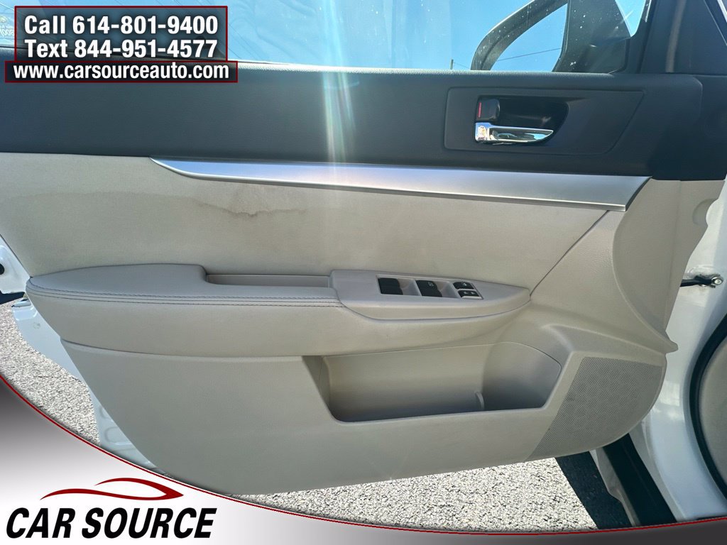 Used 2012 Subaru Outback 2.5i Premium w/ All-Weather Pkg AWD/4WD image 21