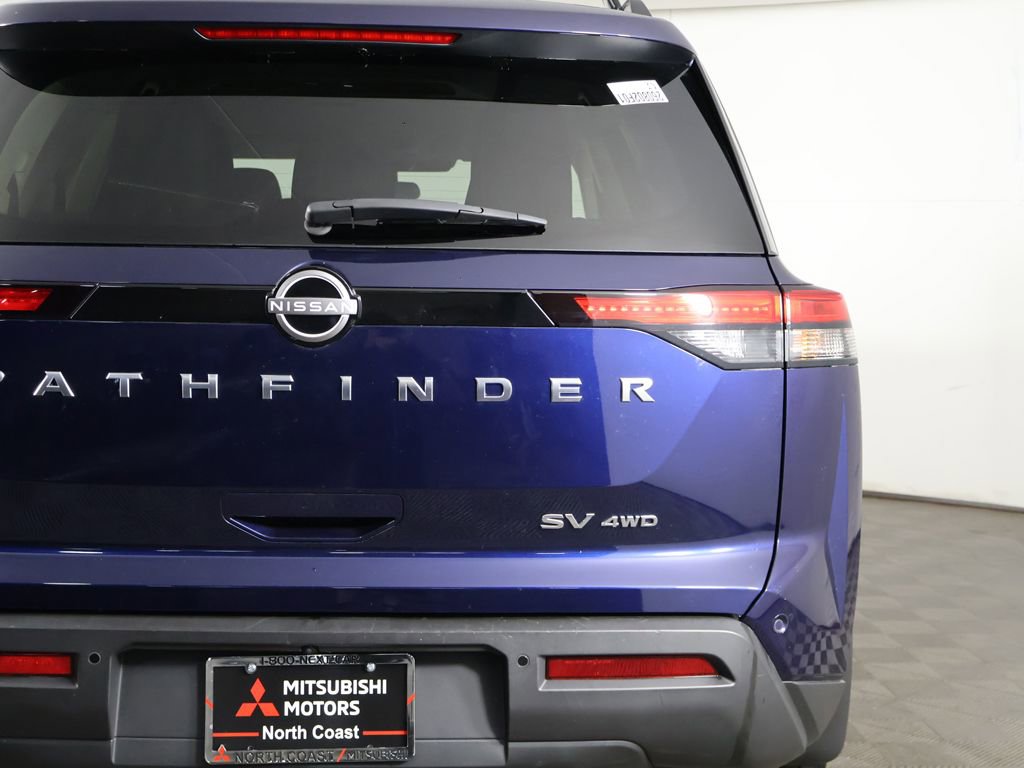Used 2024 Nissan Pathfinder SV AWD/4WD image 16