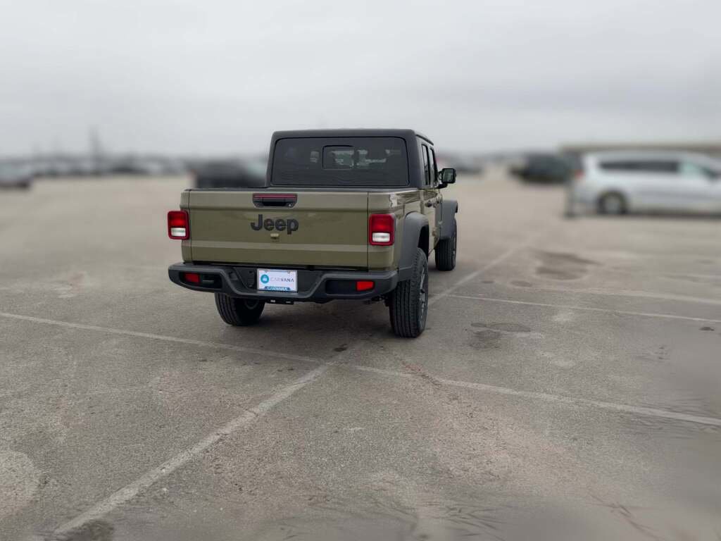 New 2026 Jeep Gladiator Sport image 11