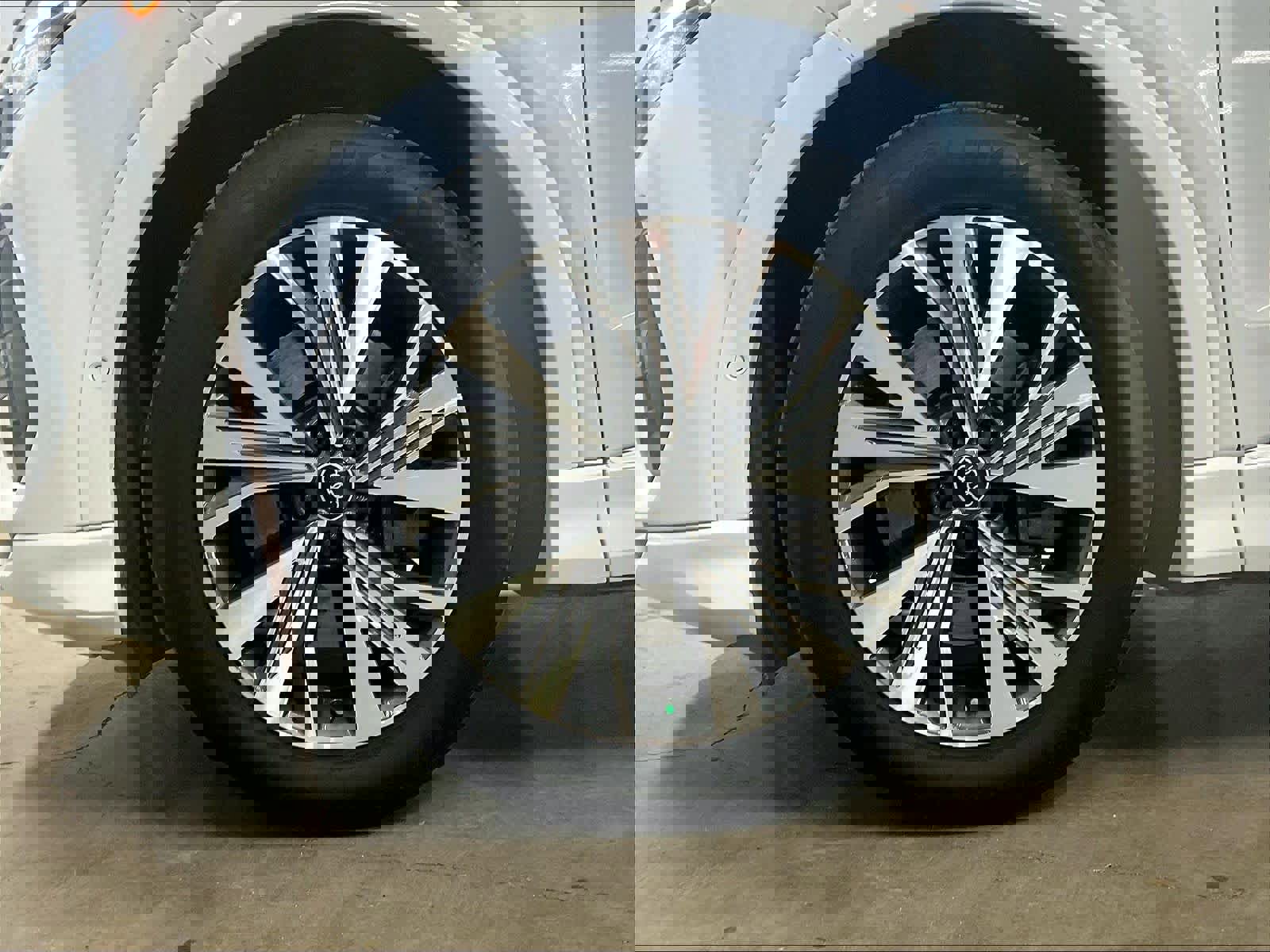 Used 2023 Audi Q4 e-tron Premium Plus w/ Premium Plus image 11