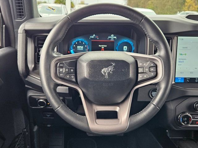 Used 2025 Ford Bronco Big Bend image 23