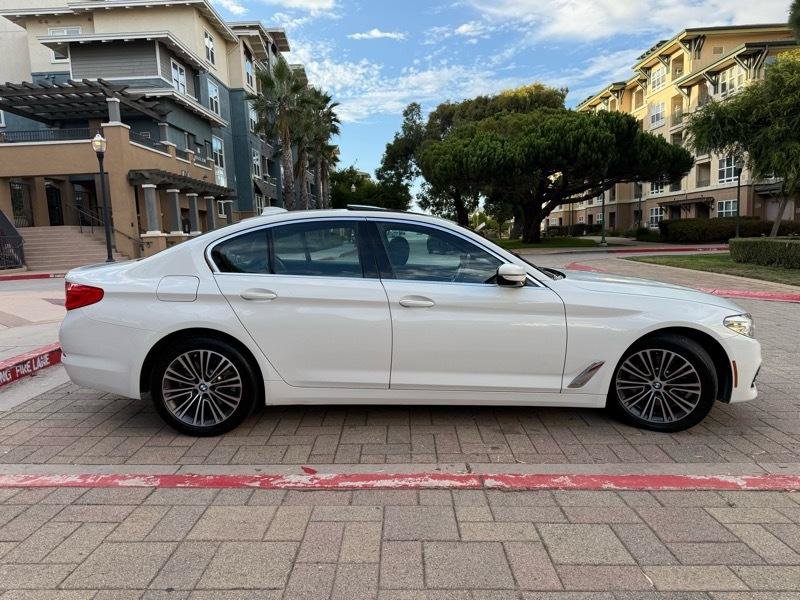 Used 2020 BMW 530i w/ Convenience Package RWD image 10