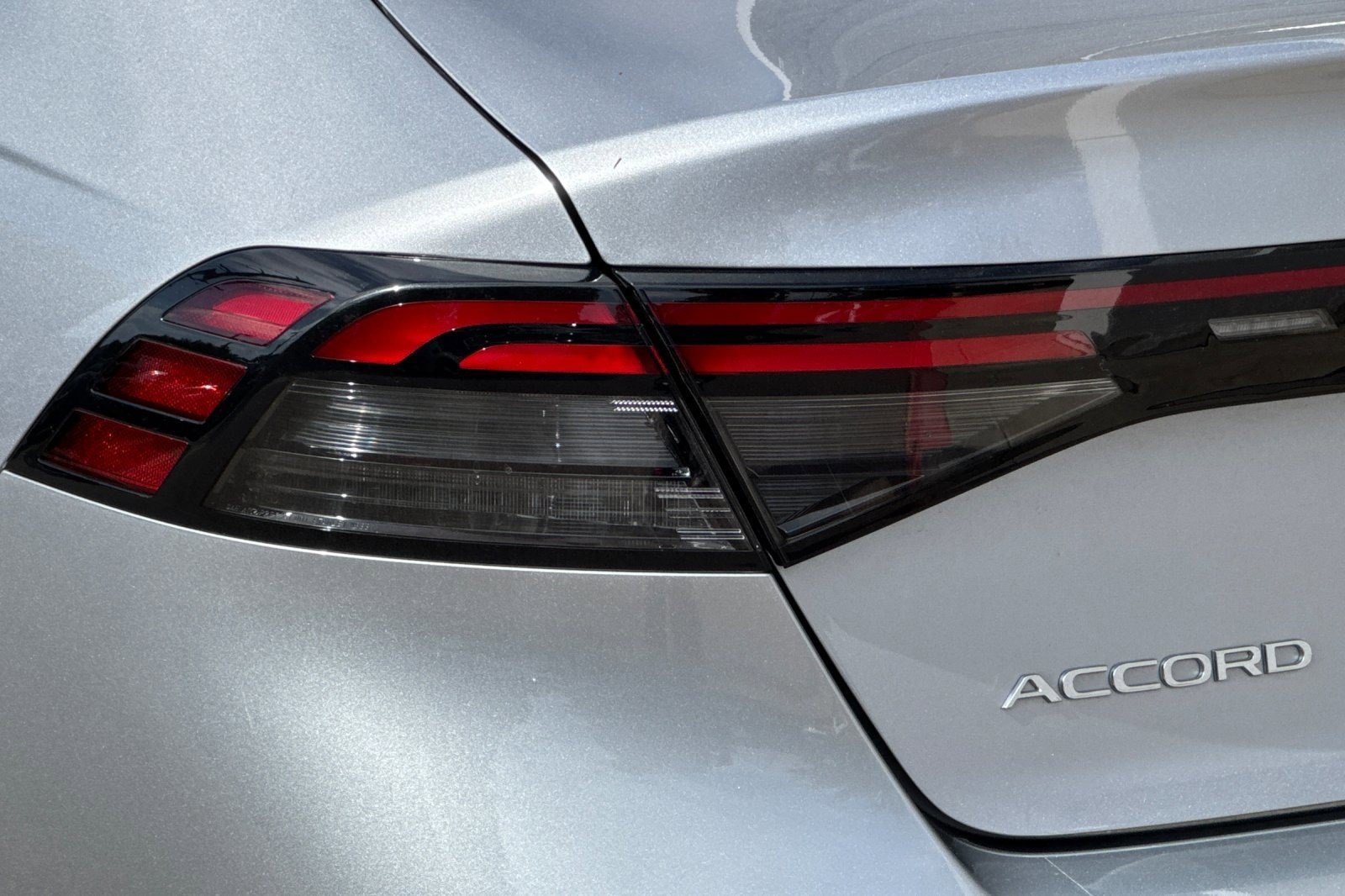 Used 2023 Honda Accord EX image 12