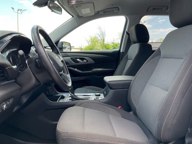 Used 2019 Chevrolet Traverse LT w/ LPO, Floor Liner Package AWD/4WD image 9