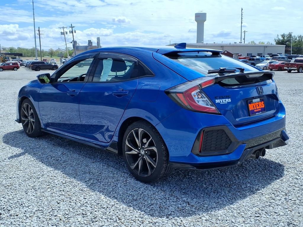 Used 2018 Honda Civic Sport image 9