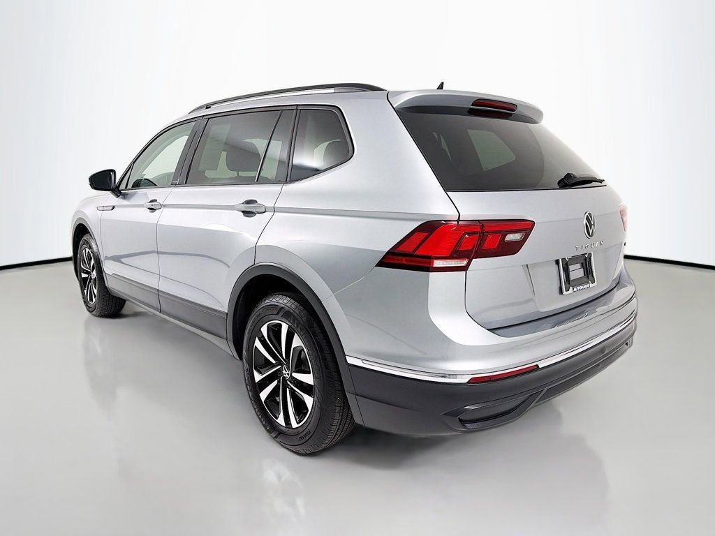 Used 2024 Volkswagen Tiguan S AWD/4WD image 5