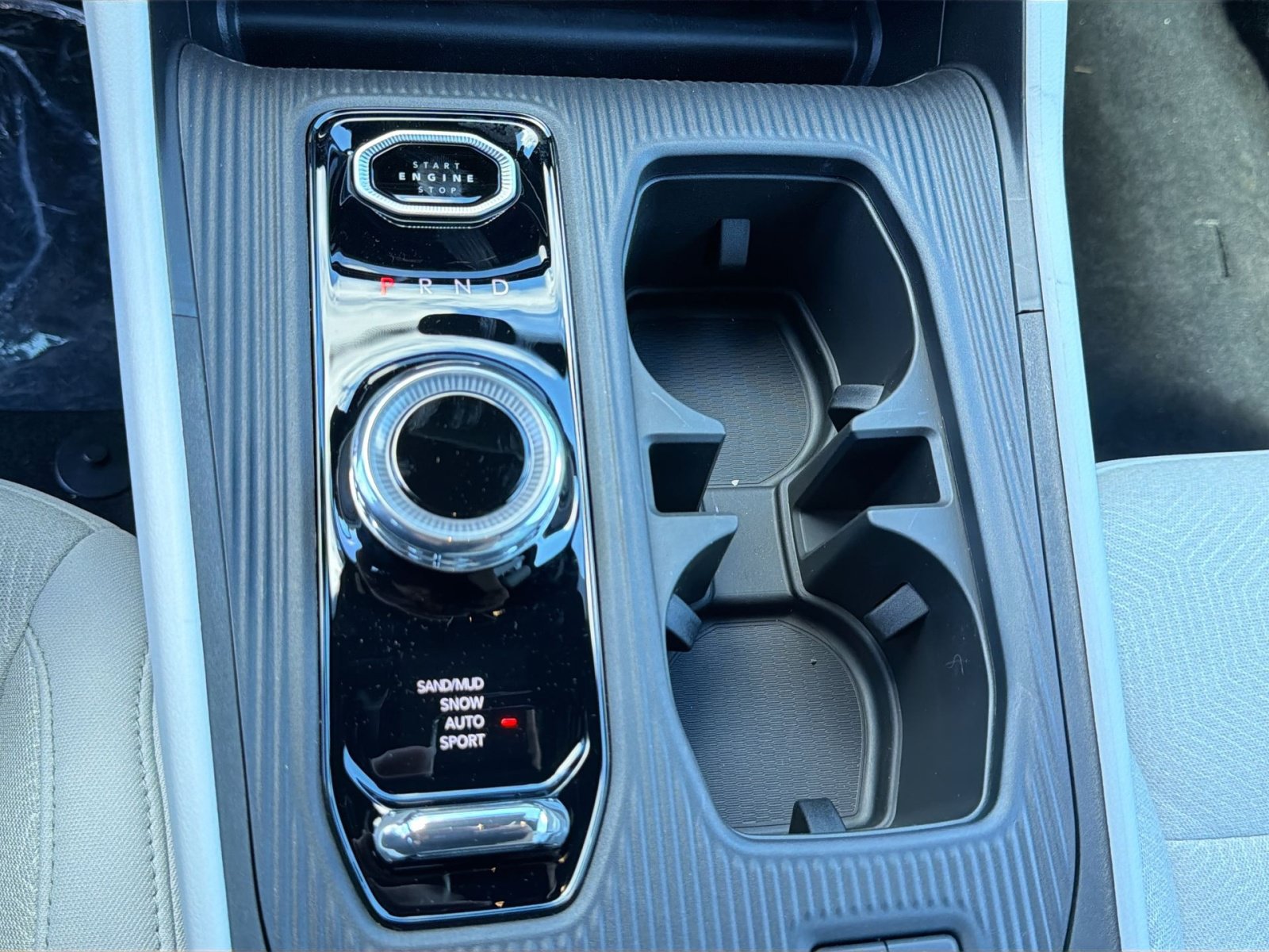 New 2026 Jeep Cherokee Laredo AWD/4WD image 19