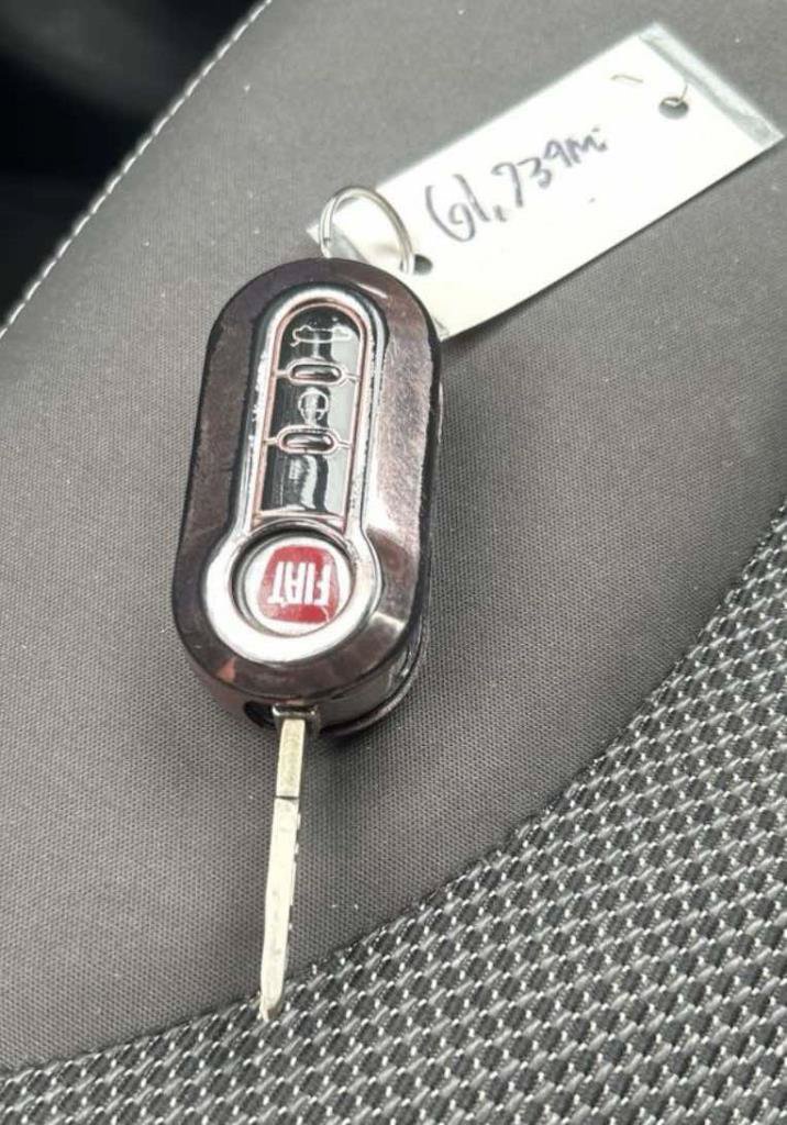 Used 2014 FIAT 500L Trekking w/ Popular Equipment Group FWD image 4