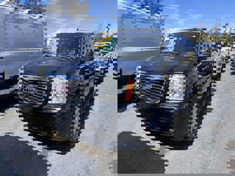 Used 2007 GMC Yukon SLT w/ SLT Preferred Equipment Group image 40
