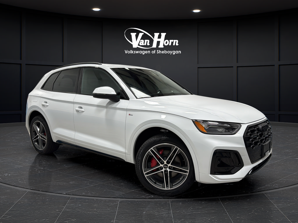Used 2025 Audi Q5 e Premium Plus w/ Premium Plus Package AWD/4WD video 1