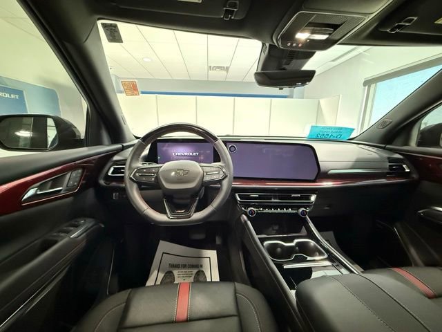 Used 2024 Chevrolet Traverse RS image 18