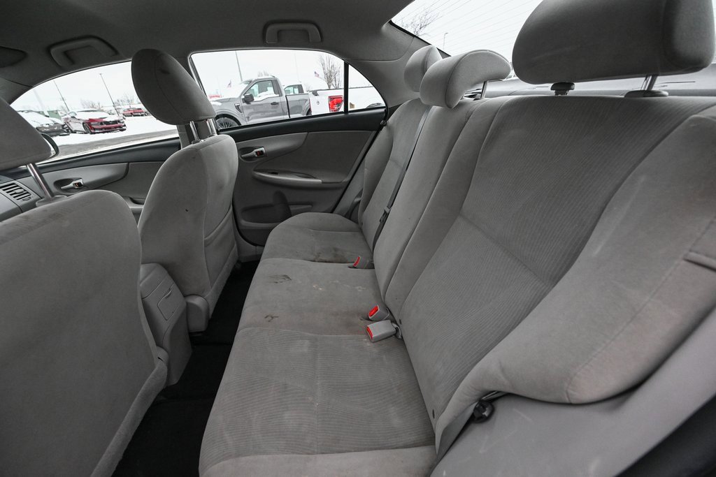 Used 2012 Toyota Corolla LE image 20