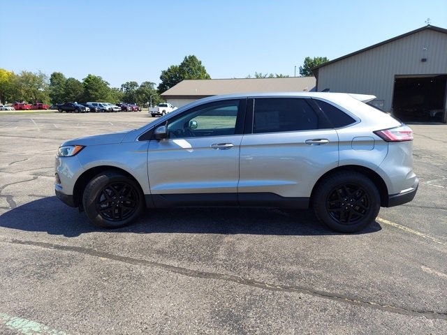 Used 2024 Ford Edge SEL image 10