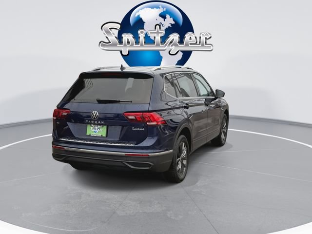 Used 2022 Volkswagen Tiguan SE image 3