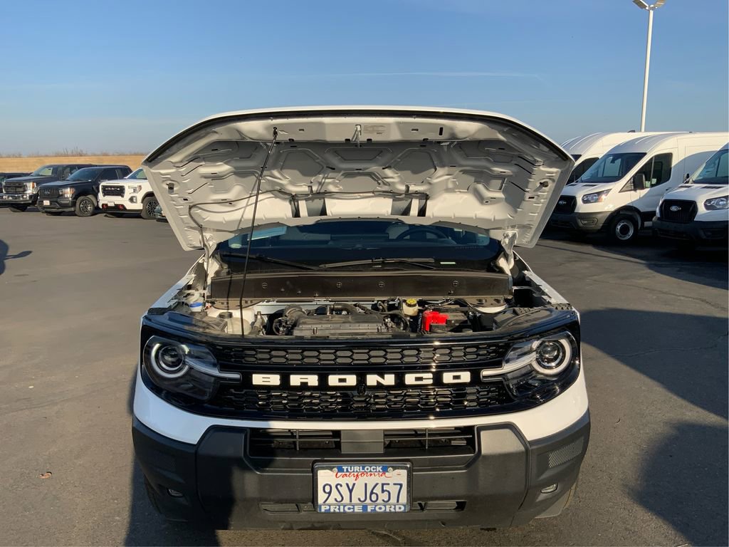Used 2025 Ford Bronco Sport Outer Banks AWD/4WD image 11