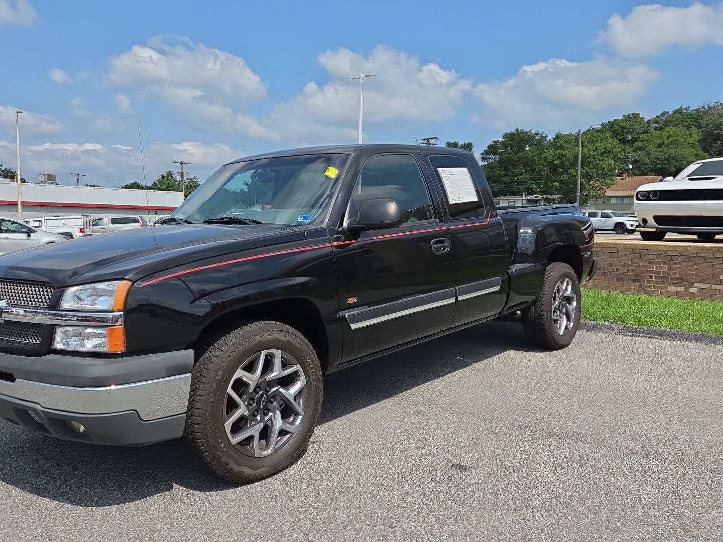 Used 2003 Chevrolet Silverado 1500 LS w/ Off-Road Package AWD/4WD image 9