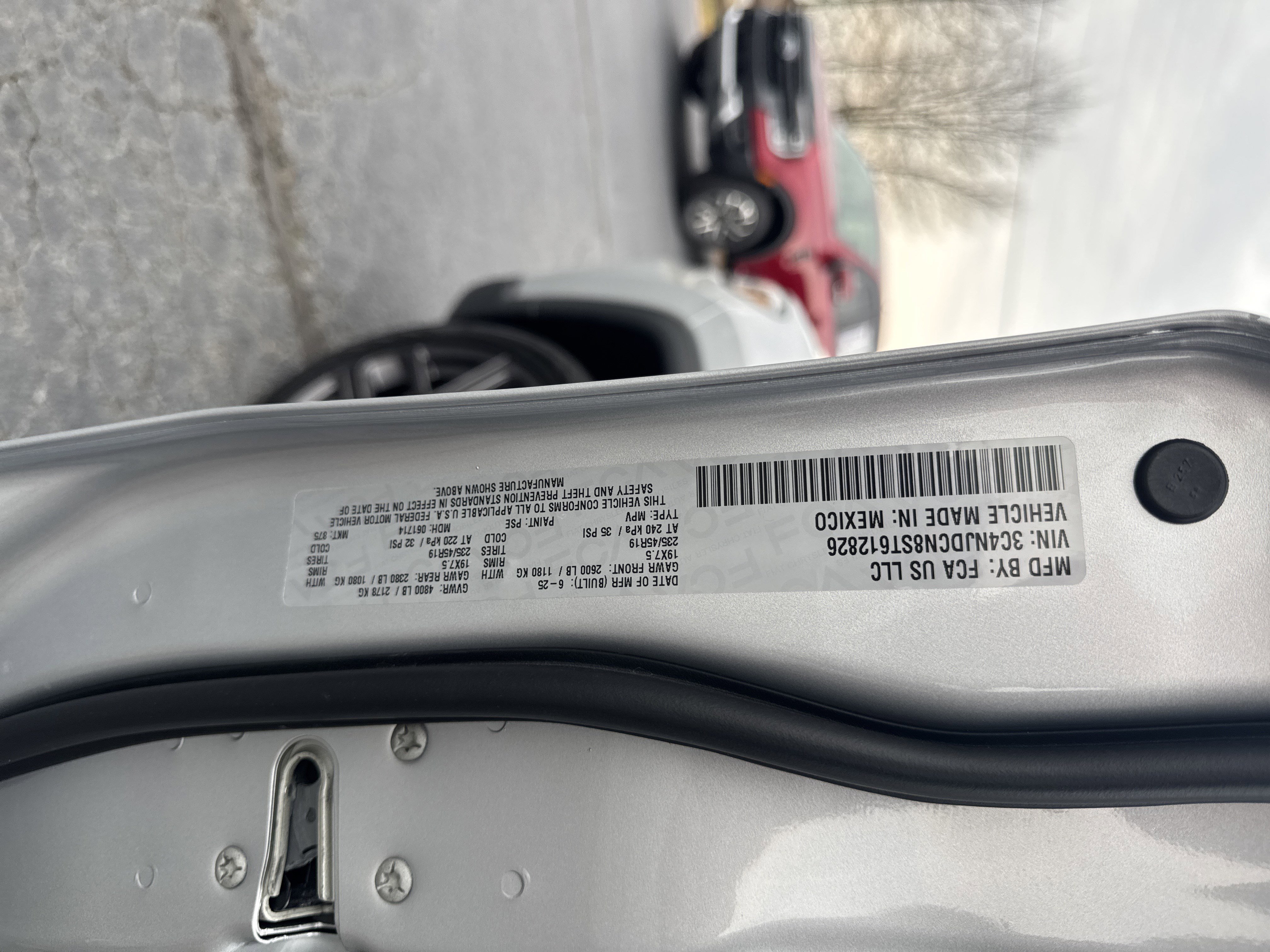 Used 2025 Jeep Compass Limited w/ Sun & Sound Group image 32