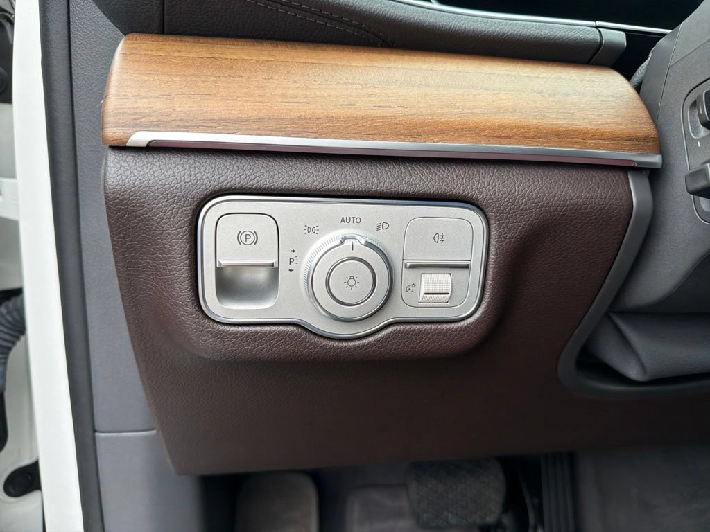 Used 2020 Mercedes-Benz GLS 450 4MATIC image 15
