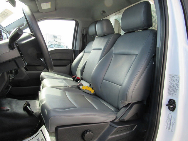 Used 2024 Ford F350 XL w/ Snow Plow Prep Package image 31