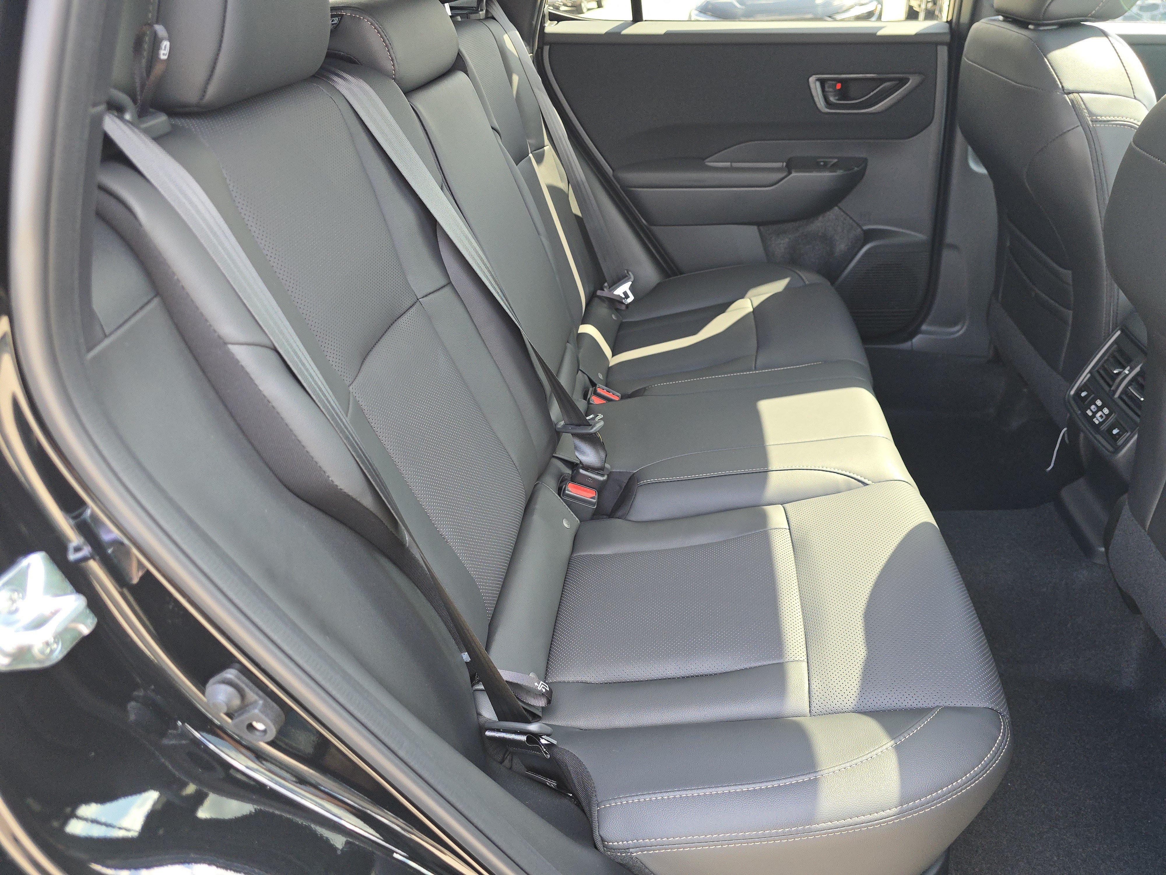 New 2026 Subaru Outback Limited AWD/4WD image 18