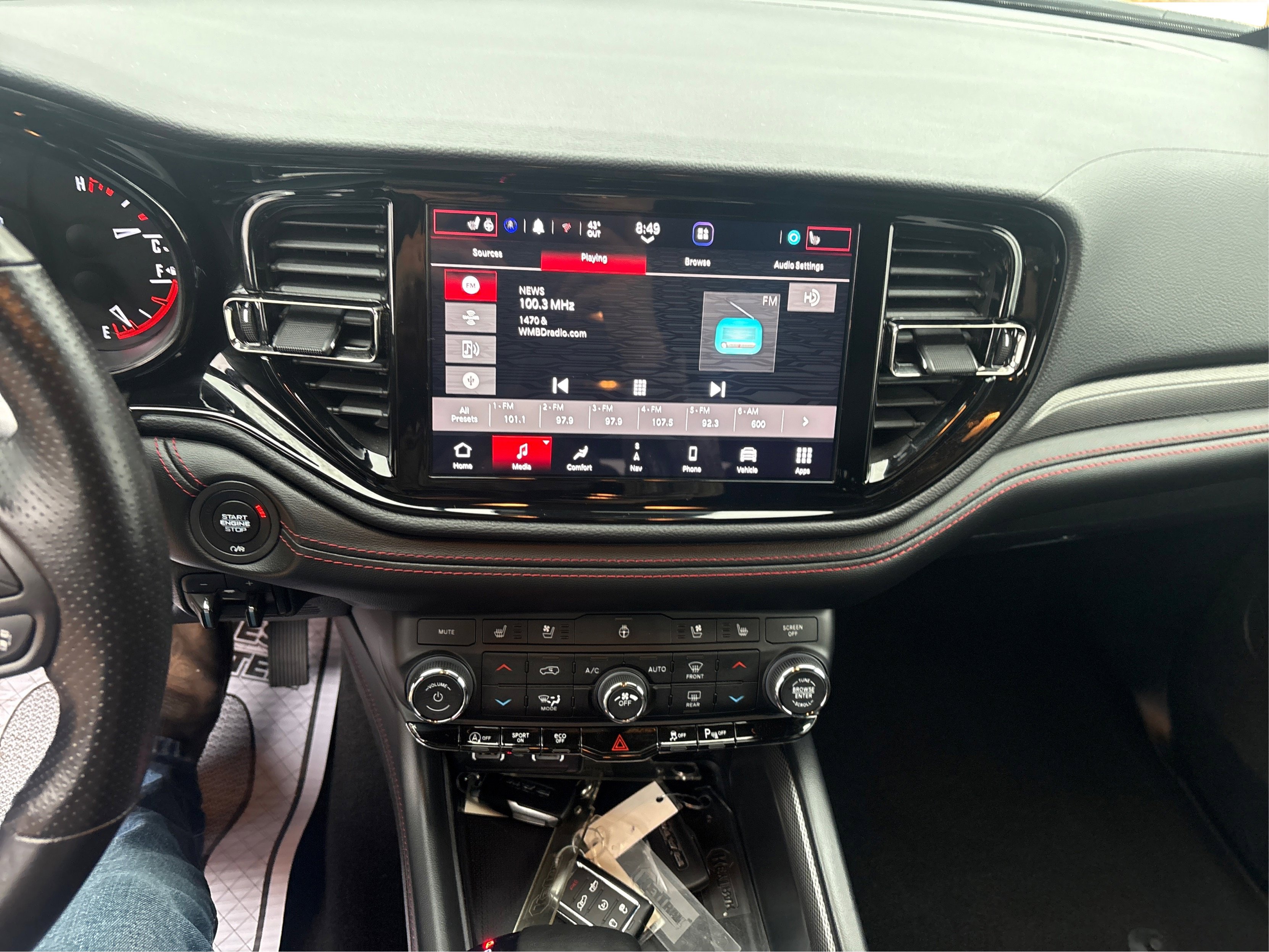 Used 2024 Dodge Durango GT image 16