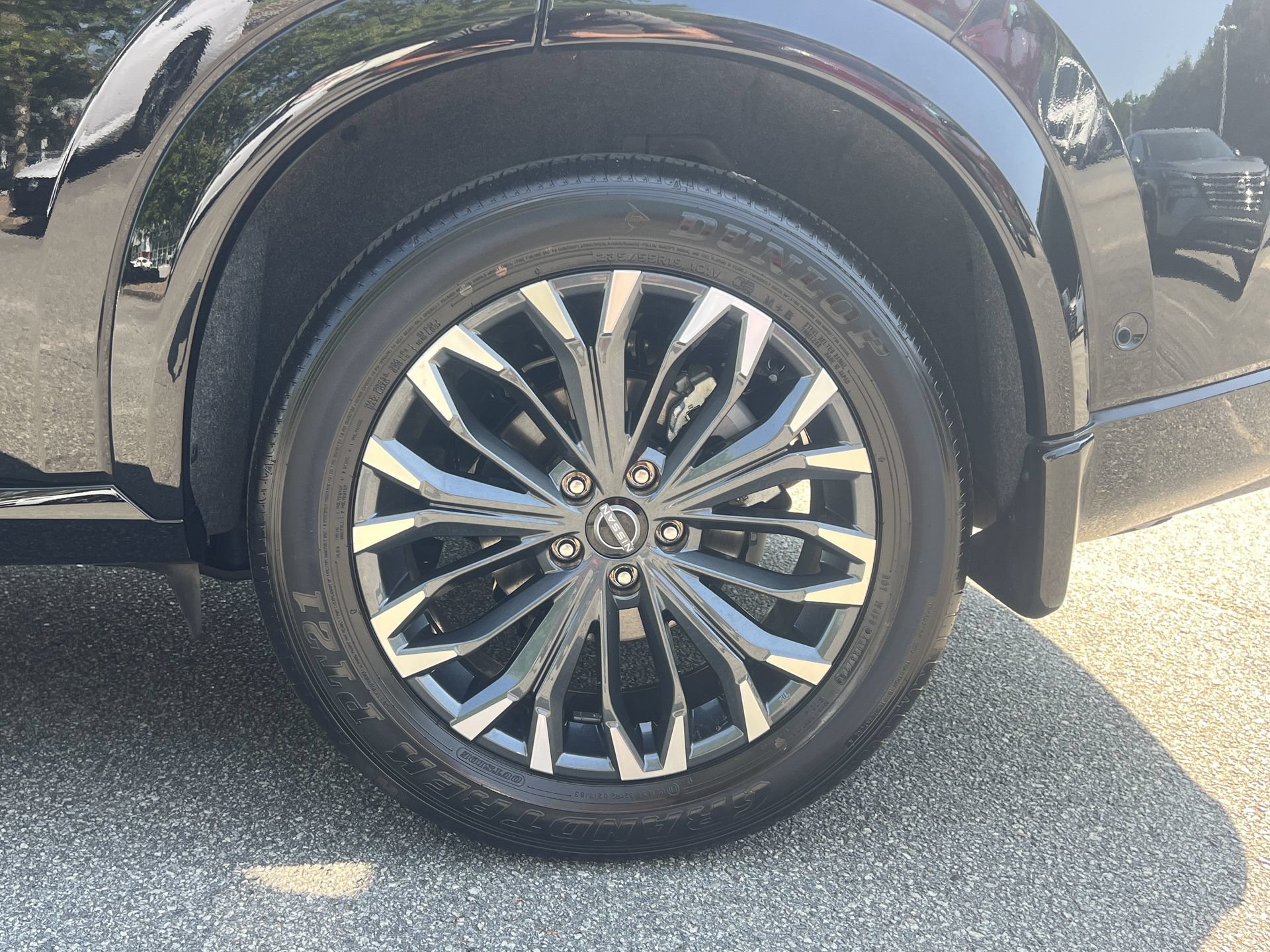 Certified 2025 Nissan Rogue Platinum FWD image 34