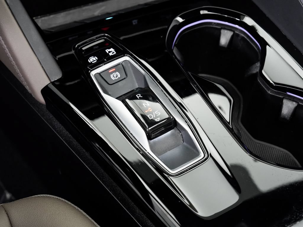 Certified 2025 Audi Q5 Premium w/ Convenience Package AWD/4WD image 18