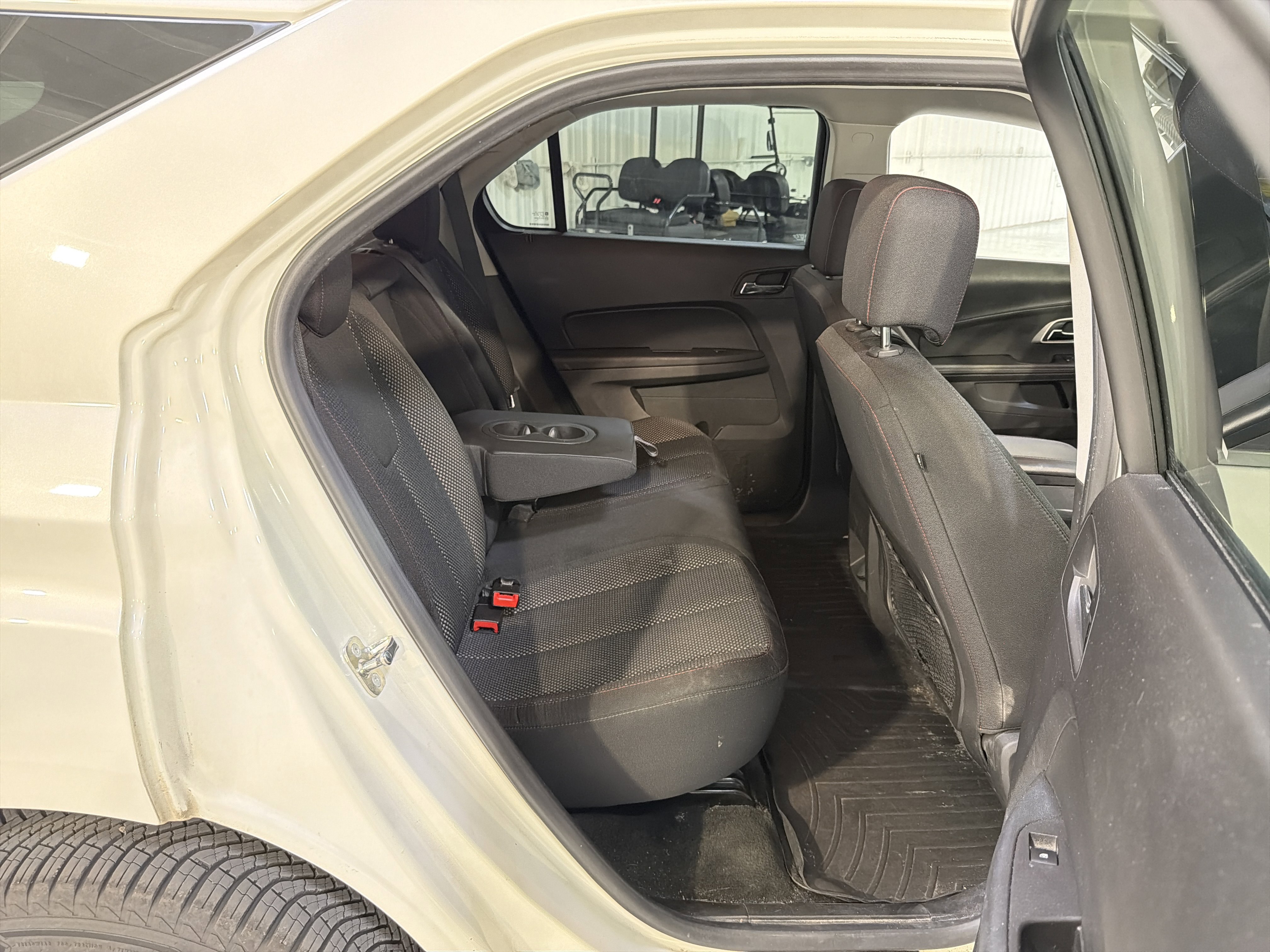 Used 2014 Chevrolet Equinox LT image 13