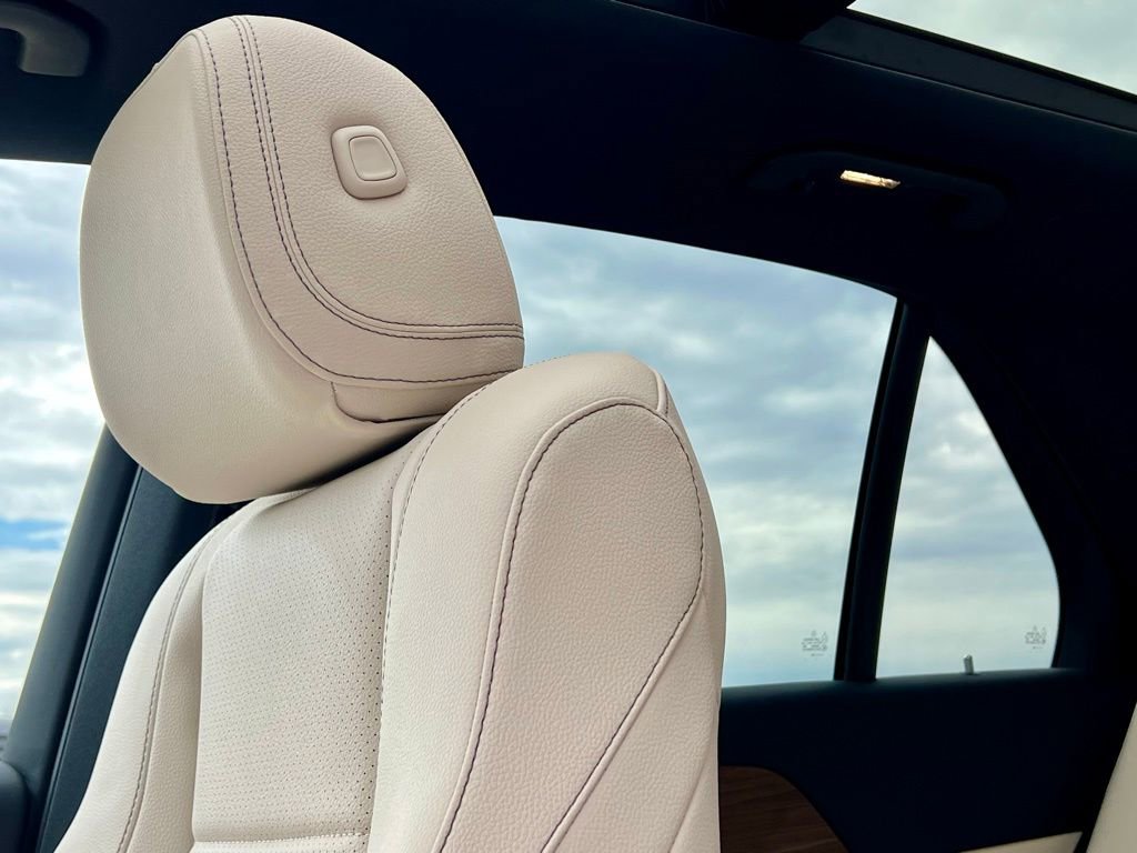 Certified 2025 Mercedes-Benz GLE 450 4MATIC image 21