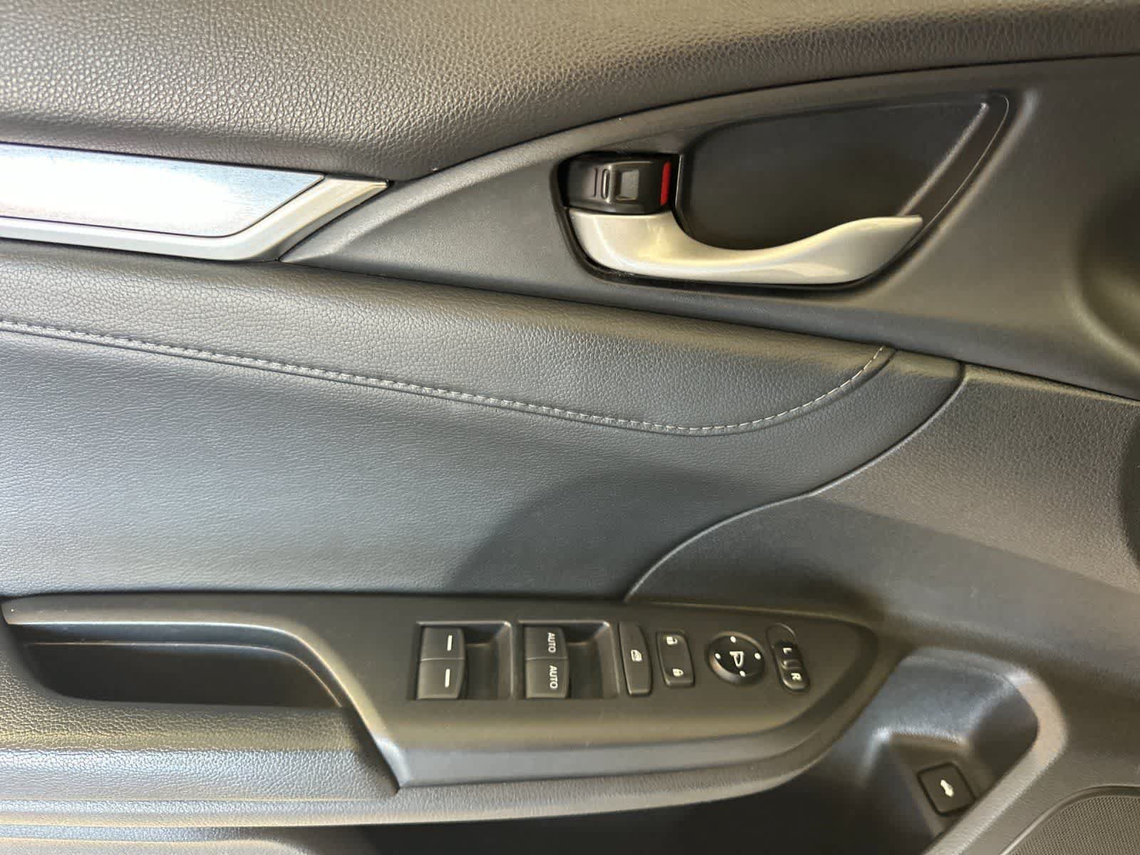 Used 2017 Honda Civic Touring image 13