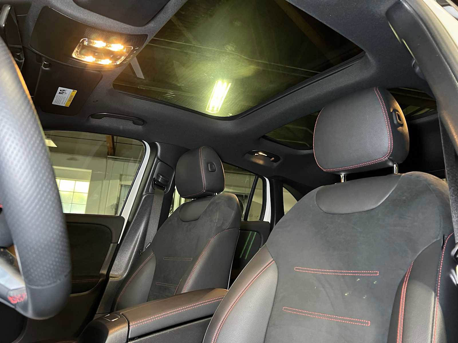 Certified 2025 Mercedes-Benz GLA 250 4MATIC image 21